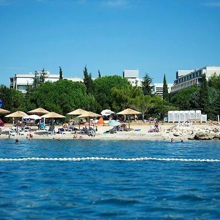 In Novigrad With Balcony, Air Conditioning, Wifi, Washing Machine Apartment Novigrad Istria